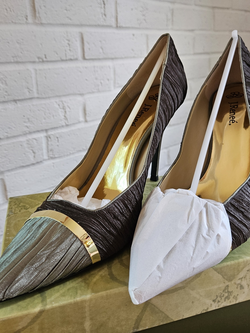 J.Renee Bloom Olive Pleated Satin Pumps 13M
